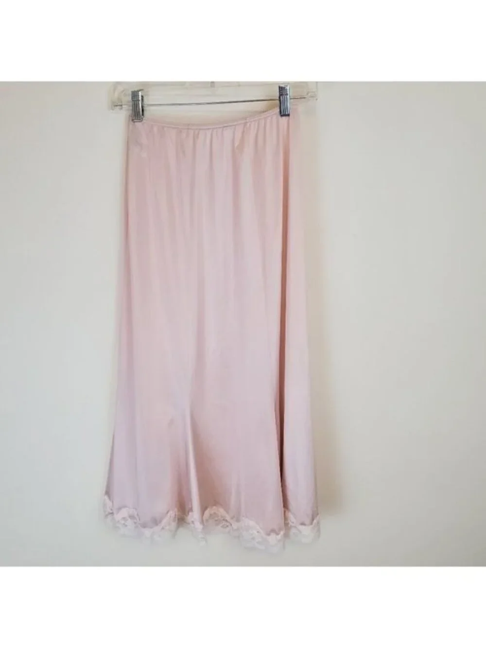 Heartstrings by Maidenform vintage pale pink midi length slip union label